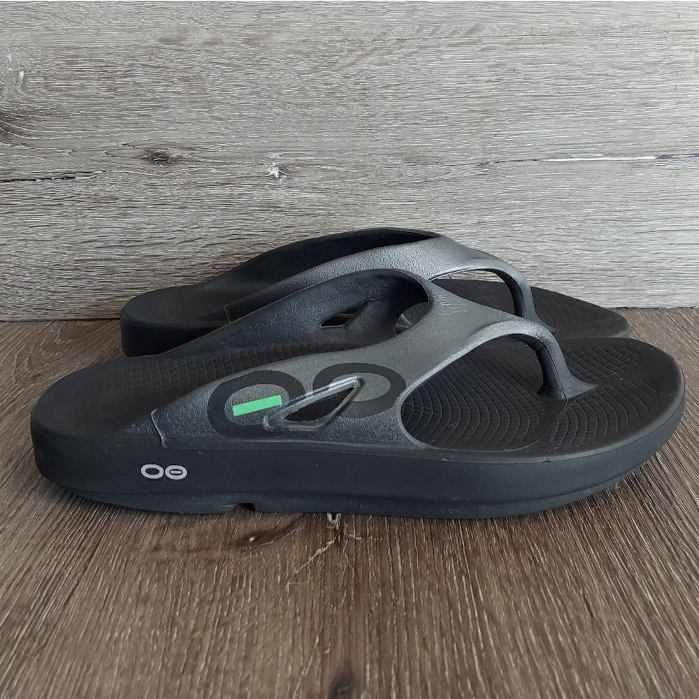 OOFOS OORIGINAL SPORT SANDAL - GRAPHITE - Women's 12 / Men's 10
